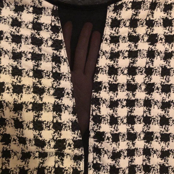 Houndstooth blouse - Picture 2 of 2